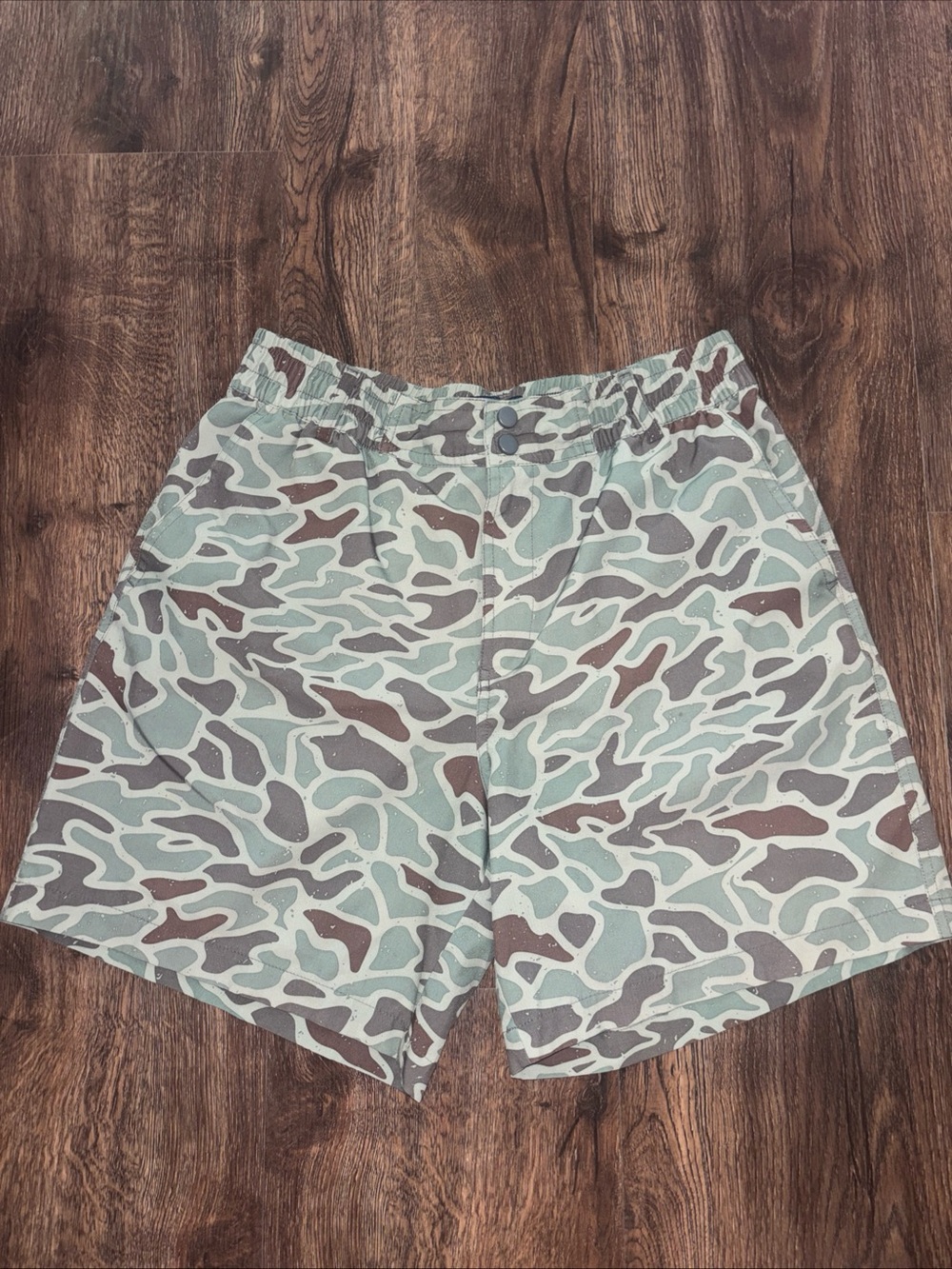 BURLEBO Men's Everyday Duck Camo shorts